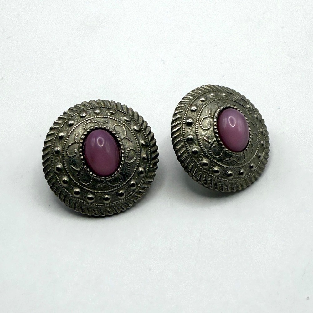 Vintage Silver Tone Purple Cabochon Earrings‎ – Retro Statement Costume Jewelry